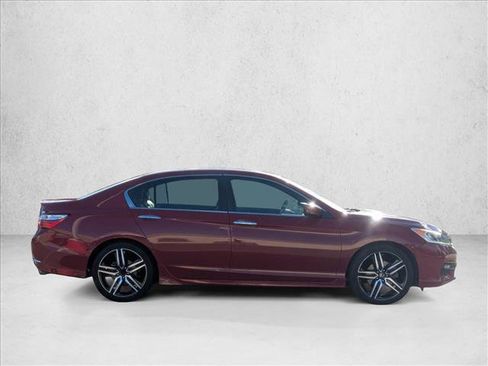 Used 2017 Honda Accord Sport Special Edition image 4