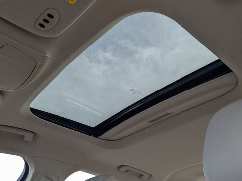 Used 2019 Lincoln MKZ Reserve image 19