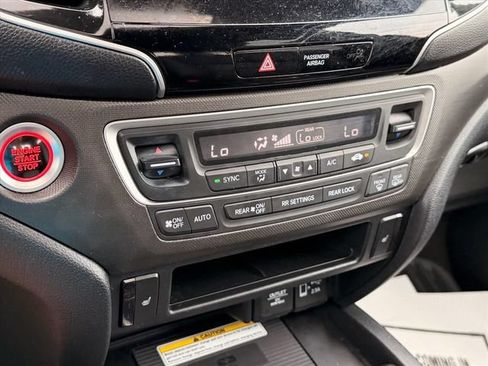 Used 2022 Honda Pilot TrailSport image 26