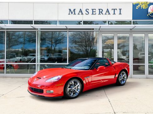Used 2011 Chevrolet Corvette Grand Sport w/ Roof Package RWD image 1