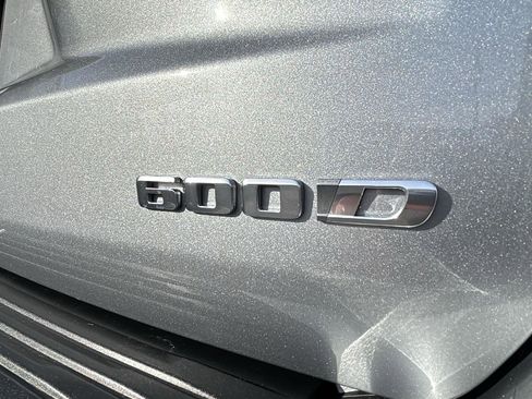 Certified 2024 Cadillac Escalade ESV Premium Luxury Platinum w/ Heavy-Duty Trailer Package image 9