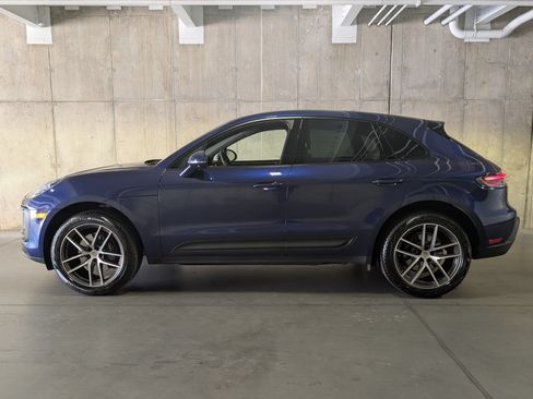 Certified 2026 Porsche Macan AWD/4WD image 2