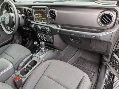 Used 2023 Jeep Wrangler Unlimited Sport AWD/4WD image 21