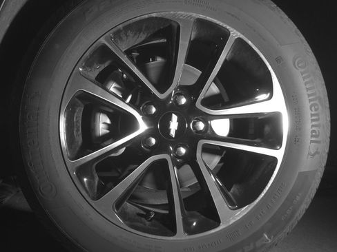 Used 2025 Chevrolet TrailBlazer LT FWD image 12