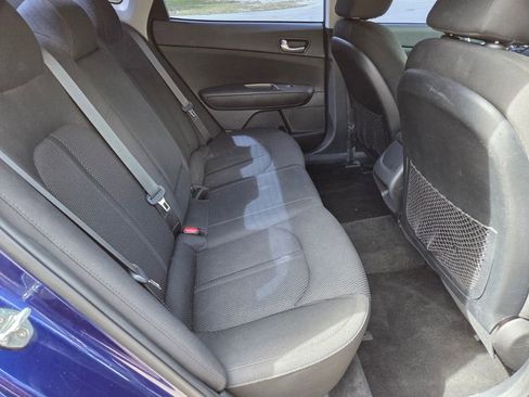 Used 2019 Kia Optima LX image 17