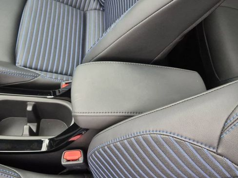 Used 2025 Toyota Corolla Cross AWD Hybrid w/ Convenience Package image 20