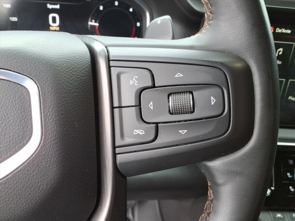 Used 2024 GMC Sierra 1500 AT4 w/ Technology Package AWD/4WD image 27