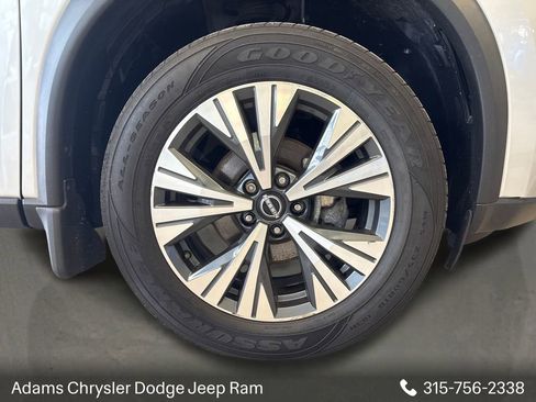 Used 2023 Nissan Rogue SV w/ SV Premium B Package AWD/4WD image 22