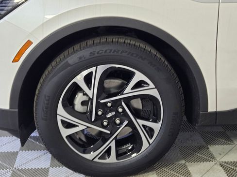 New 2026 Lincoln Nautilus Premier image 5