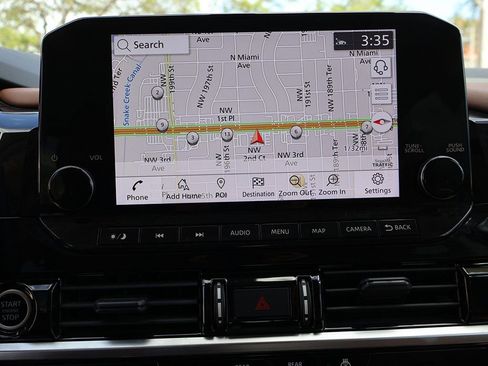 Used 2024 Nissan Pathfinder Platinum image 53