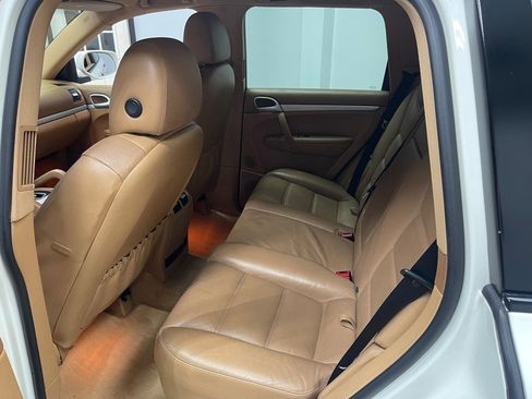 Used 2009 Porsche Cayenne AWD/4WD image 20