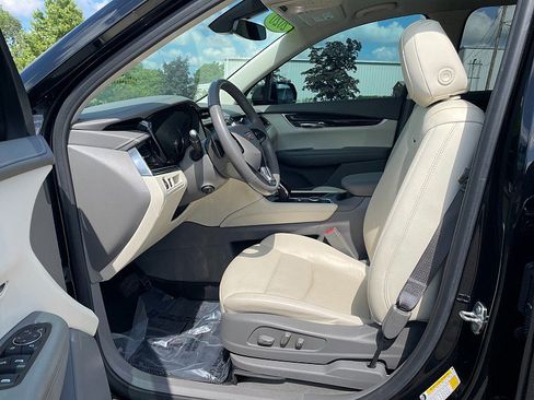 Used 2020 Cadillac XT6 Premium Luxury image 13