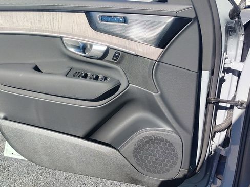 New 2026 Volvo XC90 B6 Ultra AWD/4WD image 8