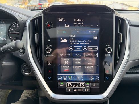 Certified 2025 Subaru Crosstrek 2.0i Premium image 33