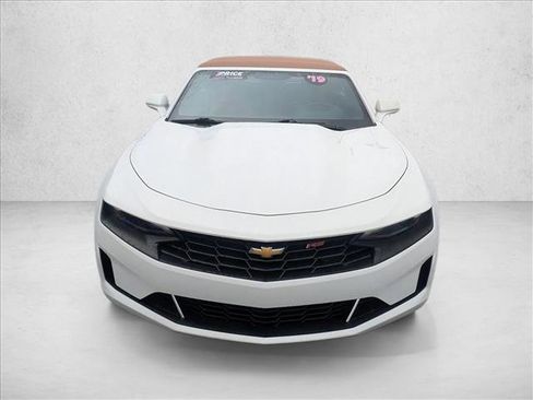 Used 2019 Chevrolet Camaro LT image 2