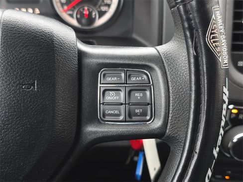 Used 2019 RAM 1500 Express w/ Express Value Package image 31