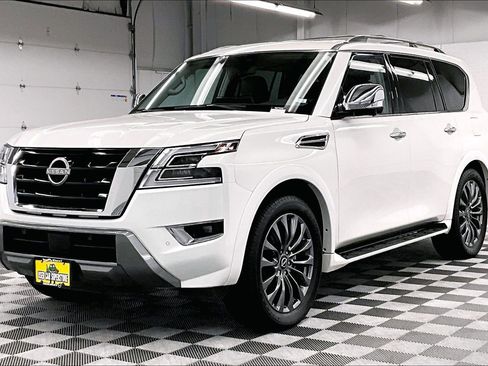Used 2024 Nissan Armada Platinum w/ Captain's Chairs Package AWD/4WD image 13