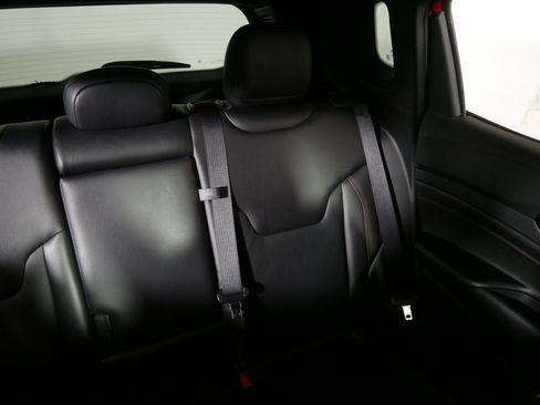 Used 2022 Jeep Compass Limited image 14