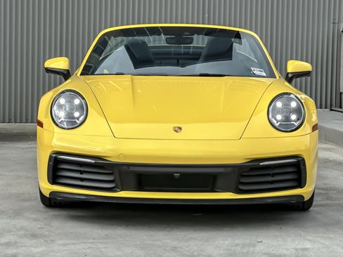 Used 2023 Porsche 911 Carrera image 11