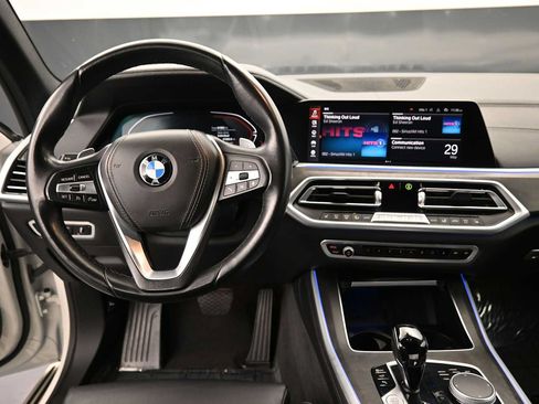 Used 2022 BMW X5 sDrive40i w/ Premium Package RWD image 15