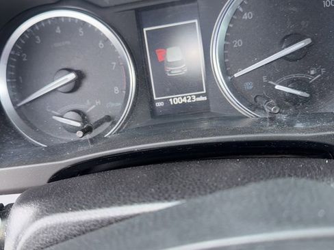 Used 2018 Toyota Highlander XLE image 12