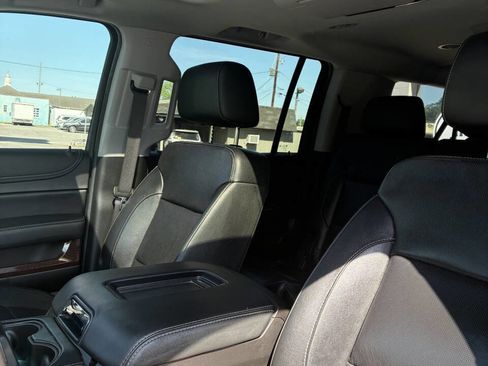 Used 2019 GMC Yukon XL SLT w/ Open Road Package image 9