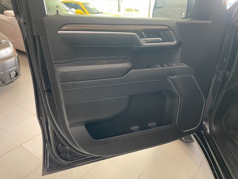 Used 2022 GMC Sierra 1500 Elevation image 17