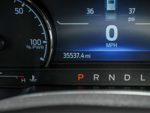 Used 2023 Ford Maverick Lariat FWD image 17