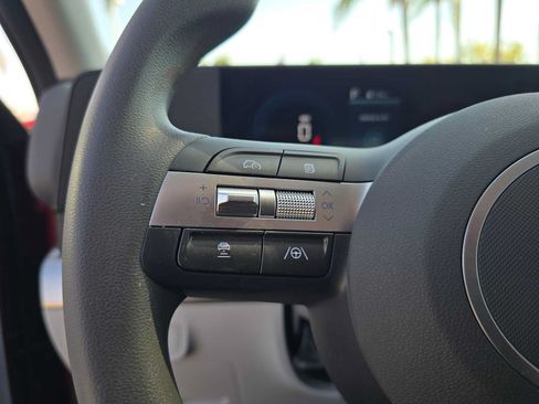 Used 2026 Hyundai Kona SE FWD image 29