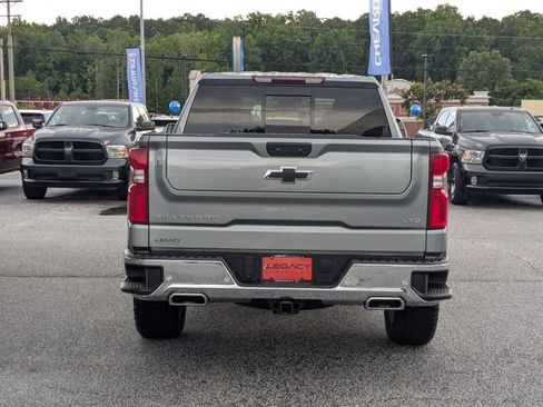 Used 2024 Chevrolet Silverado 1500 LTZ w/ LTZ Convenience Package II AWD/4WD image 7