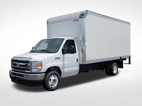 New 2027 Ford E-350 and Econoline 350 Super Duty w/ Power Equipment Group RWD image 3