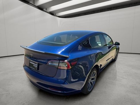 Used 2022 Tesla Model 3 Standard Range RWD image 5