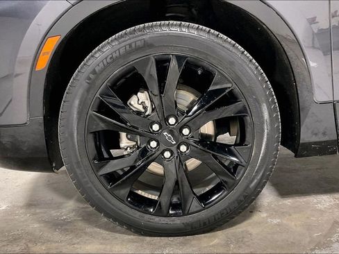 Used 2021 Chevrolet Blazer RS w/ Enhanced Convenience Package image 11