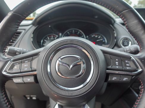 Used 2023 MAZDA CX-9 Carbon Edition image 14