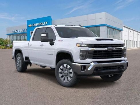 Used 2026 Chevrolet Silverado 2500 LT w/ All Star Edition AWD/4WD image 2