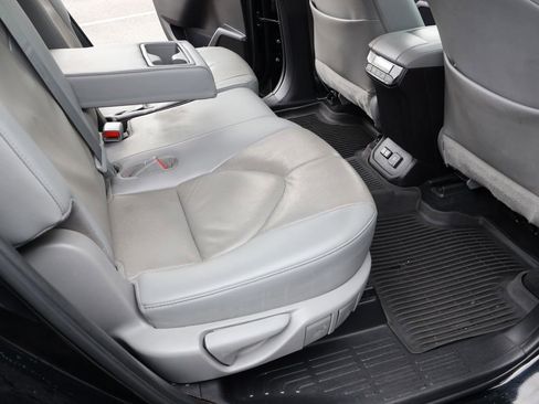 Used 2022 Toyota Highlander Limited image 30