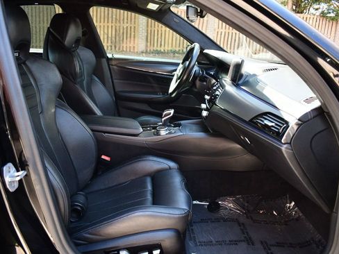 Used 2020 BMW M5 w/ Executive Package image 44
