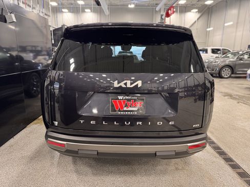 New 2027 Kia Telluride S image 9
