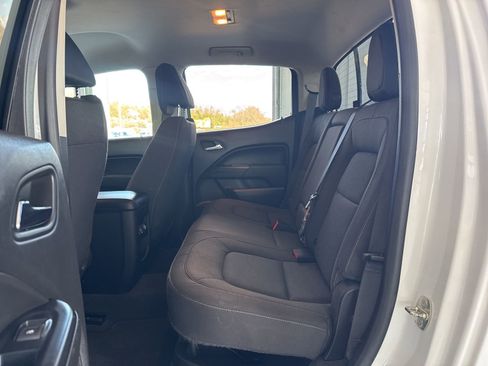 Used 2019 Chevrolet Colorado LT w/ LT Convenience Package image 14