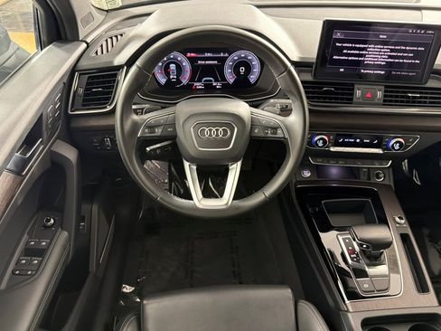 Used 2023 Audi Q5 2.0T Premium Plus w/ Premium Plus Package AWD/4WD image 13