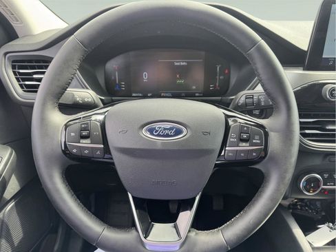 Used 2023 Ford Escape Active AWD/4WD image 37