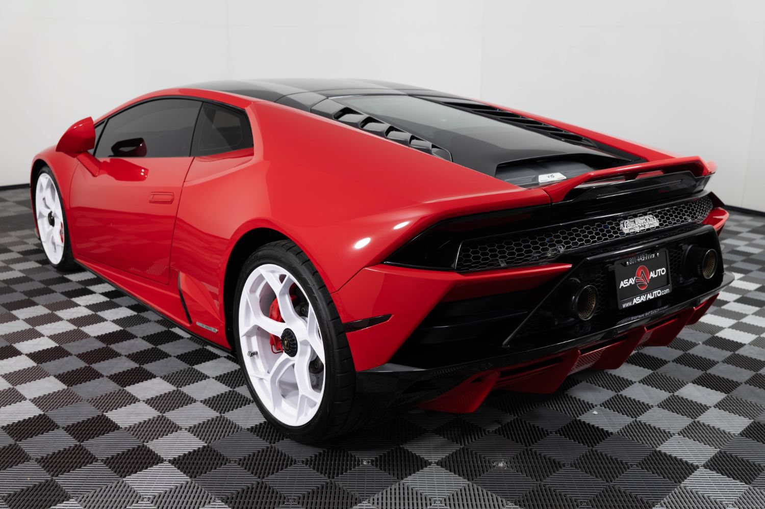 Used 2020 Lamborghini Huracan EVO AWD/4WD image 5