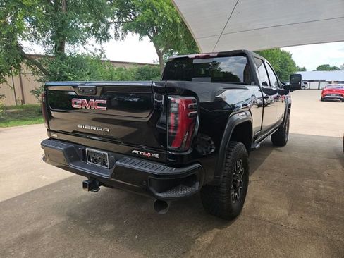 Used 2024 GMC Sierra 2500 AT4X AWD/4WD image 5