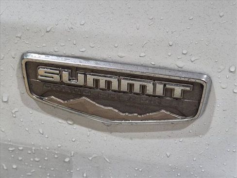 Used 2017 Jeep Grand Cherokee Summit w/ Platinum Series Group RWD image 8