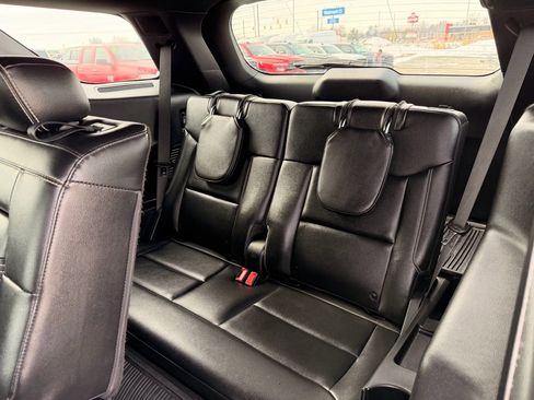 Used 2020 Ford Explorer ST w/ ST Street Pack image 15