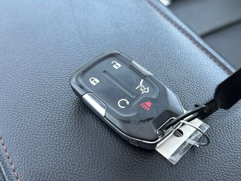 Certified 2023 GMC Acadia AT4 AWD/4WD image 29