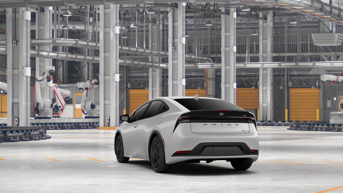 New 2027 Toyota Prius LE FWD image 7