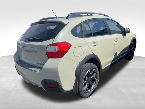 Used 2014 Subaru Crosstrek 2.0i Premium w/ Moonroof Package image 3