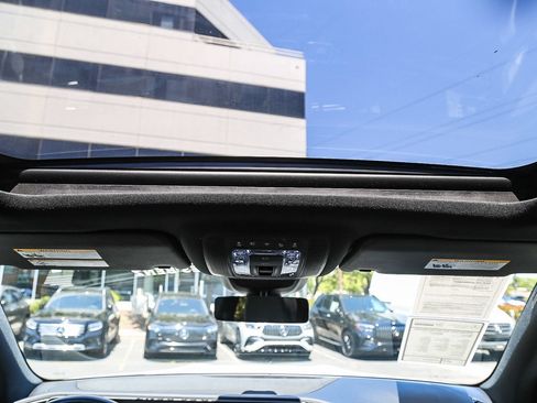 Certified 2023 Mercedes-Benz GLS 450 4MATIC image 14