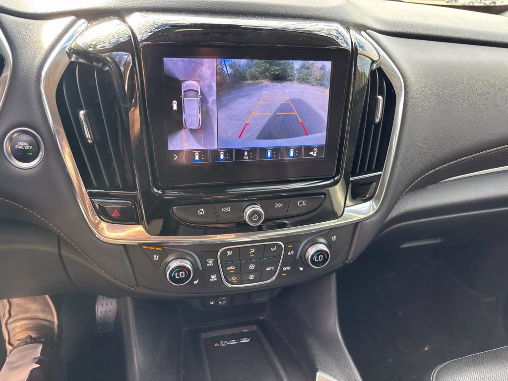 Used 2020 Chevrolet Traverse Premier w/ Redline Edition FWD image 16